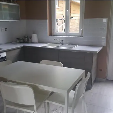 Maison De Charme A Max 10 Personnes Holiday home