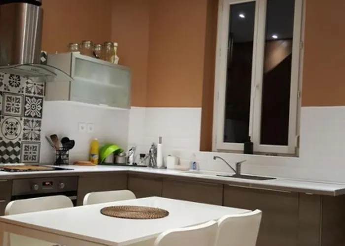 Holiday home Maison De Charme A Max 10 Personnes *